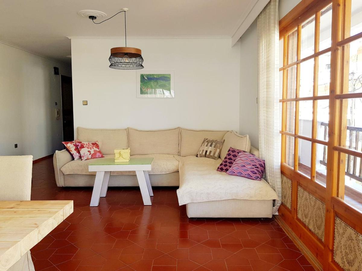 Perea Beach And Sea View Apartment Peraía Екстериор снимка